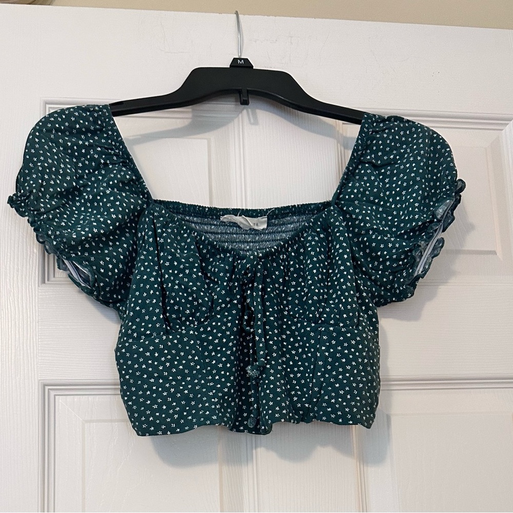 L.A Hearts Pacsun Crop Top Size Small Color Green with PolkaDots